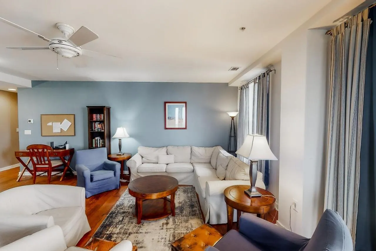 The Sanctuary - Beach Escape 328B Virginia Beach